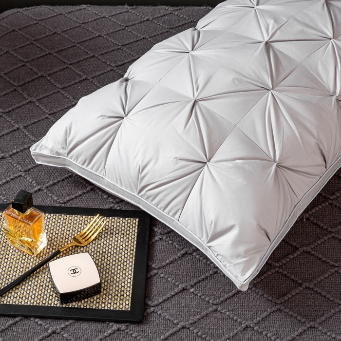 91家纺网 家纺一手货源 找家纺 顺发床垫 2025新款全棉纯棉立体扭花枕头枕芯 灰色