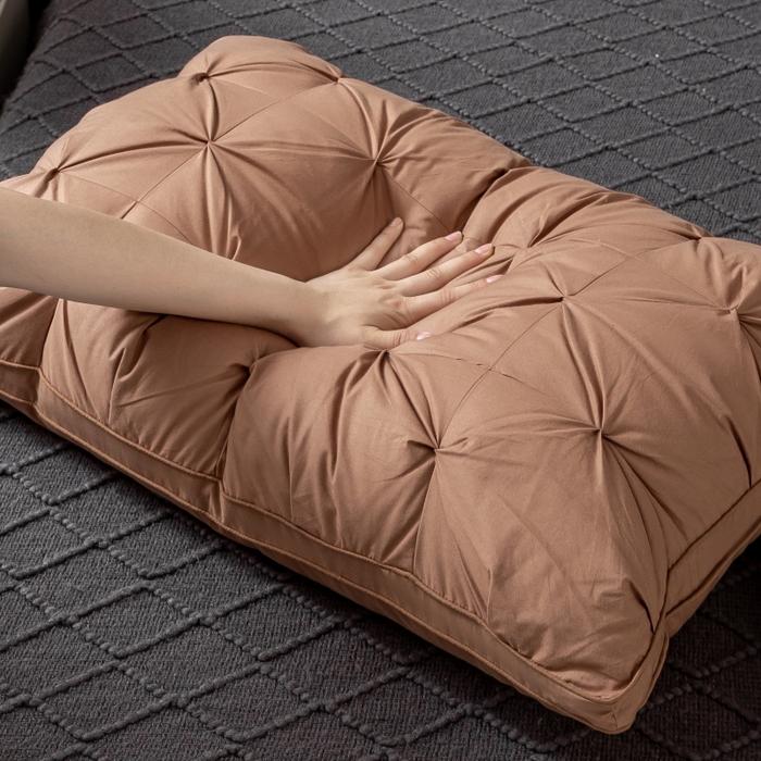 91家纺网 家纺一手货源 找家纺 顺发床垫 2025新款全棉纯棉立体扭花枕头枕芯 咖色