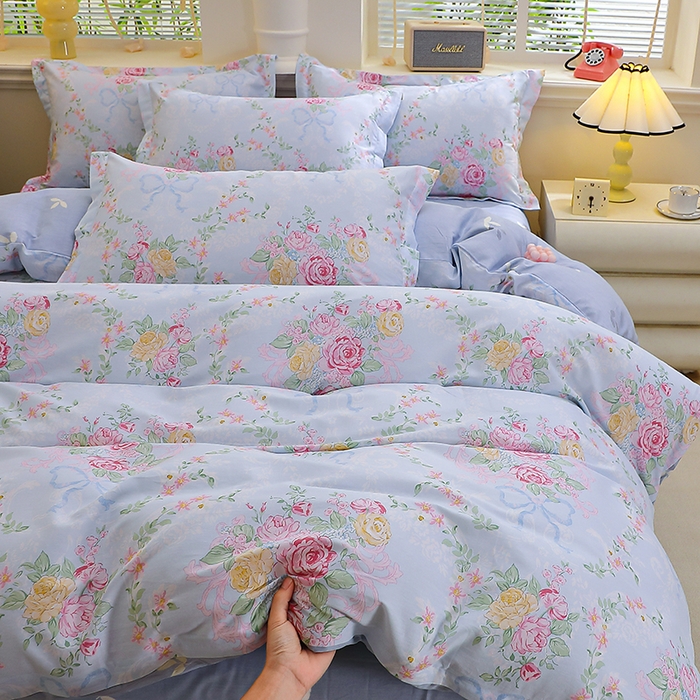 91家纺网 家纺一手货源 找家纺 牧笛缘家纺 2025新款全棉12868四件套蓝韵花影