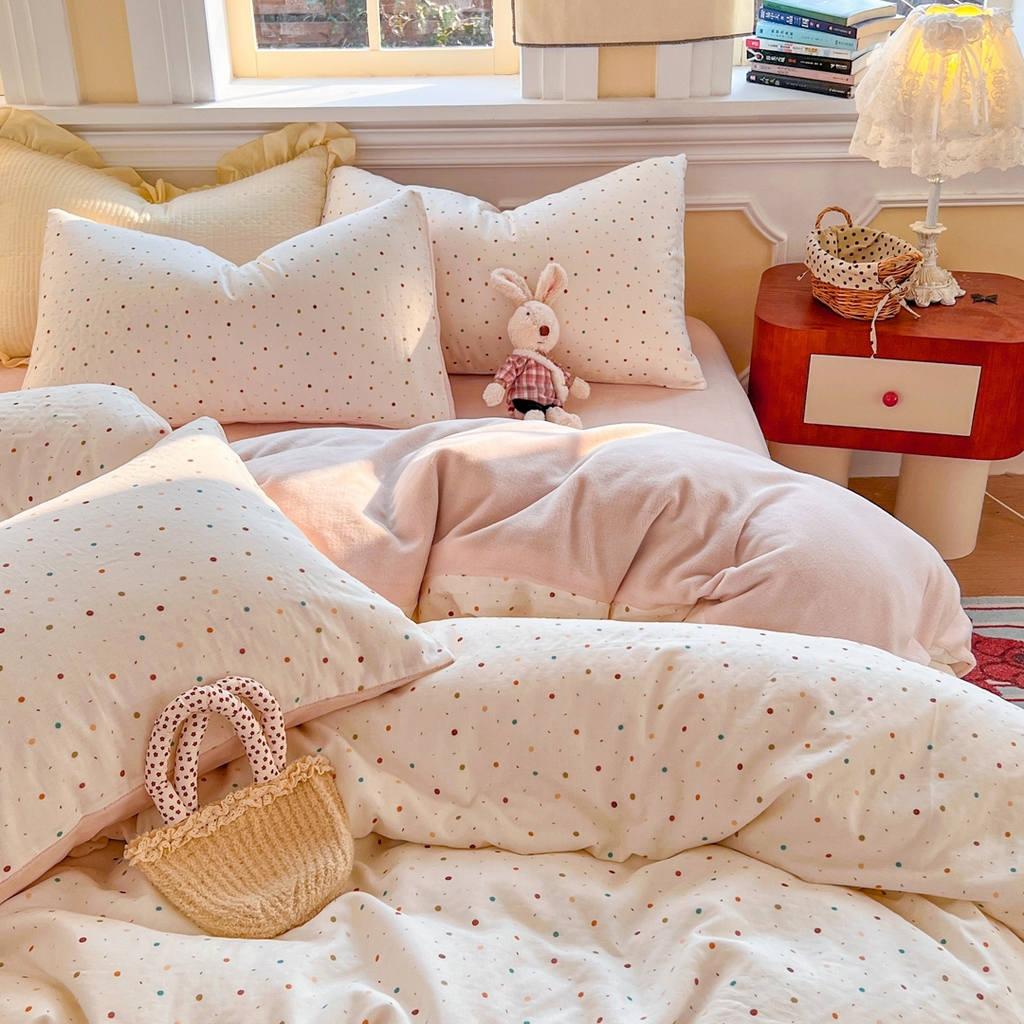 91家纺网 家纺一手货源 找家纺 金丝鸟家纺 2025新款全棉双层纱加牛奶绒四件套 彩色玻璃球