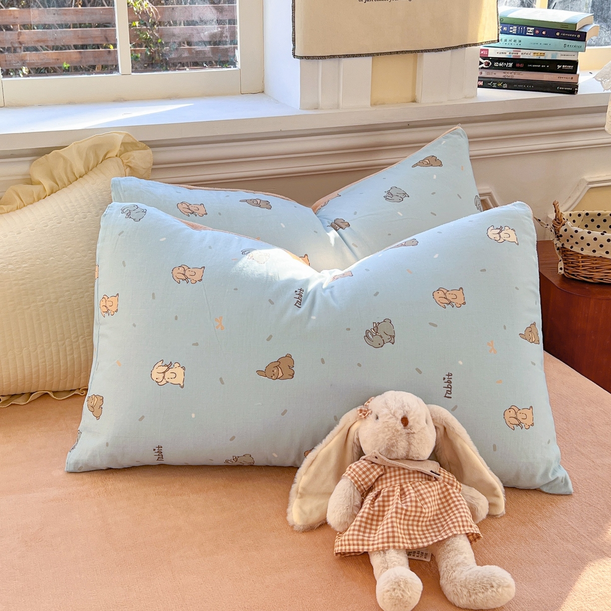 91家纺网 家纺一手货源 找家纺 金丝鸟家纺 2025新款全棉双层纱加牛奶绒四件套 灰灰兔