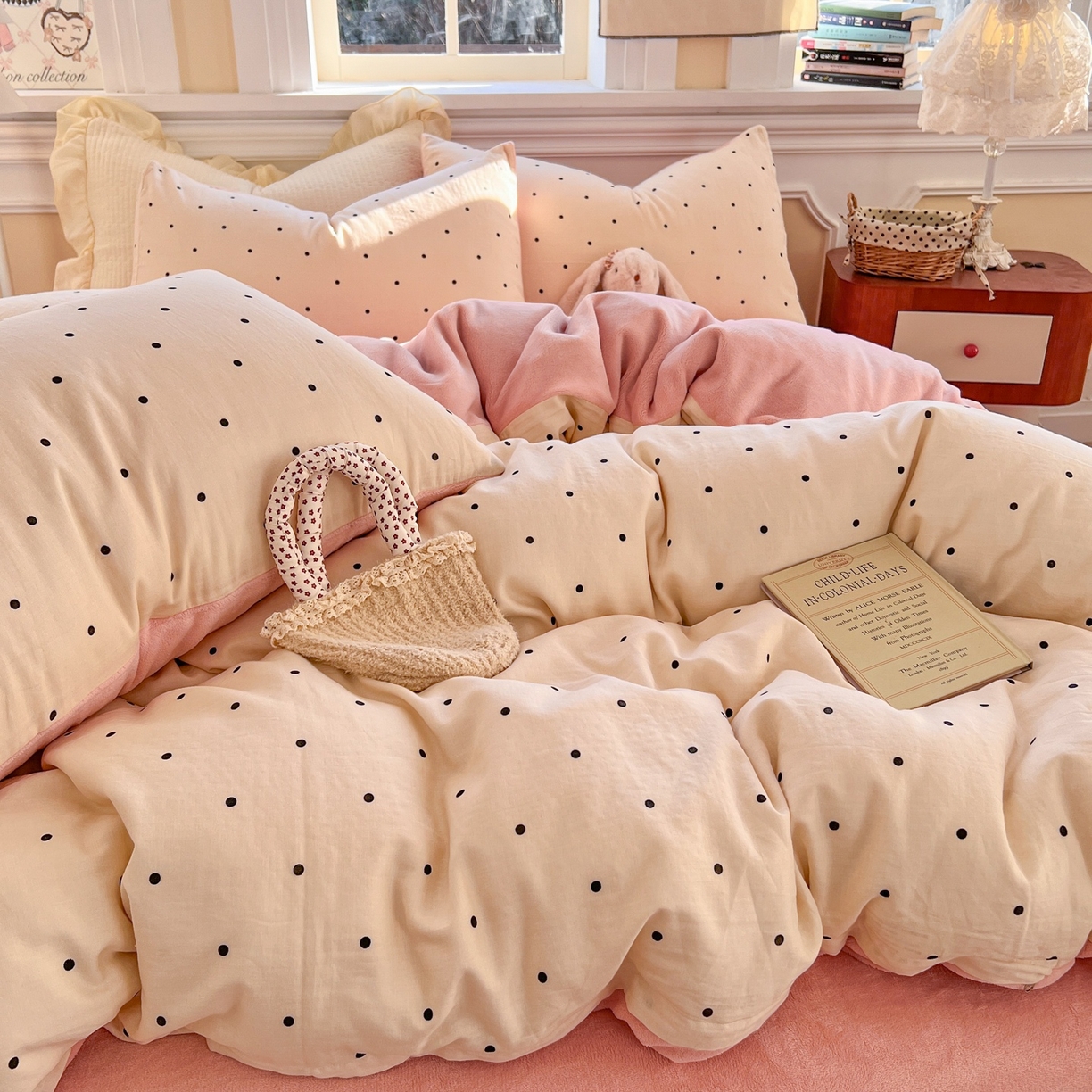 91家纺网 家纺一手货源 找家纺 金丝鸟家纺 2025新款全棉双层纱加牛奶绒四件套 小黑点点