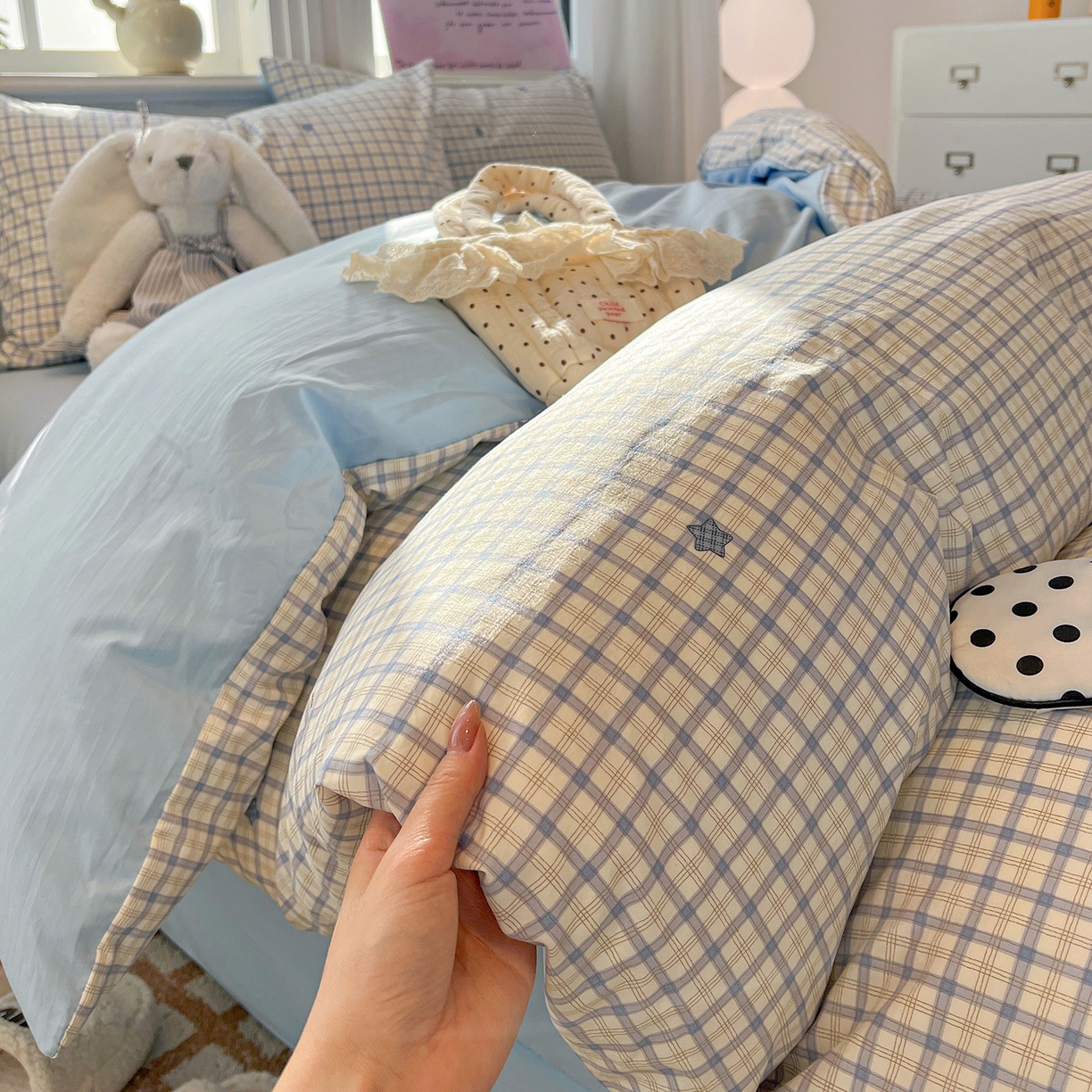 91家纺网 家纺一手货源 找家纺 富米莱（原臻工厂） 2025新款A类古法水洗仿棉云感纱四件套 蓝小格