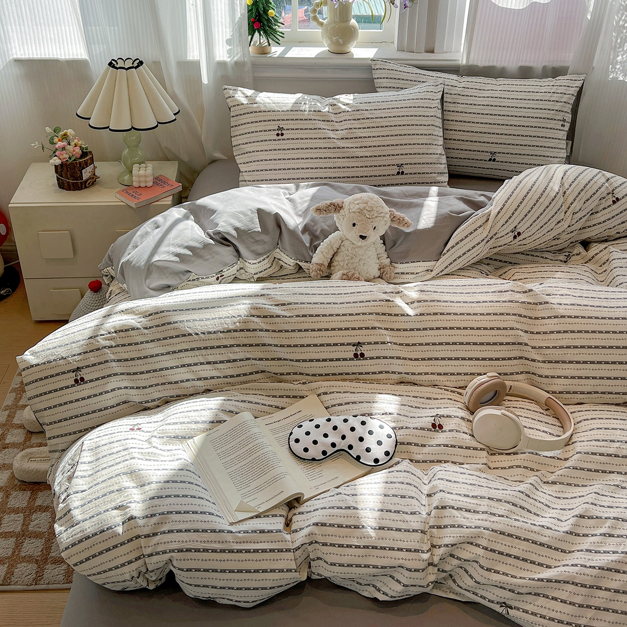 91家纺网 家纺一手货源 找家纺 富米莱（原臻工厂） 2025新款A类古法水洗仿棉云感纱四件套 灰樱桃