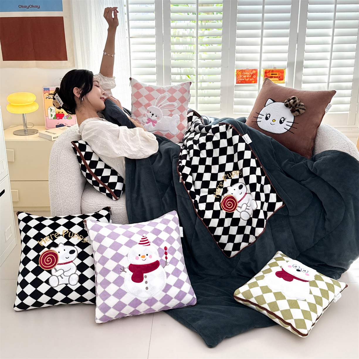 91家纺网 家纺一手货源 找家纺 宝马家纺（原梦童画） 2025新款多巴胺风格牛奶绒贴布绣抱枕被 组合