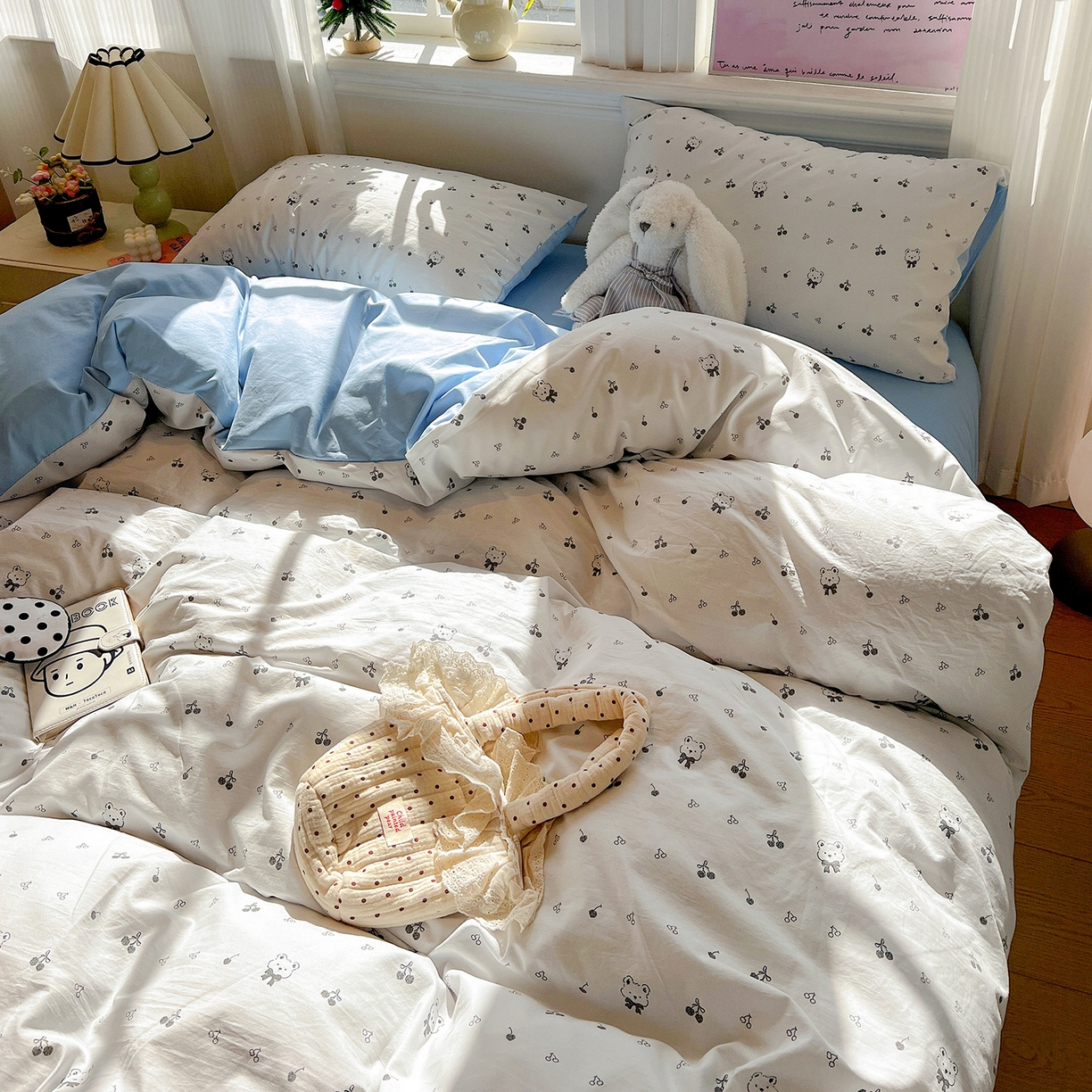 91家纺网 家纺一手货源 找家纺 富米莱（原臻工厂） 2025新款A类古法水洗仿棉云感纱四件套 樱桃熊