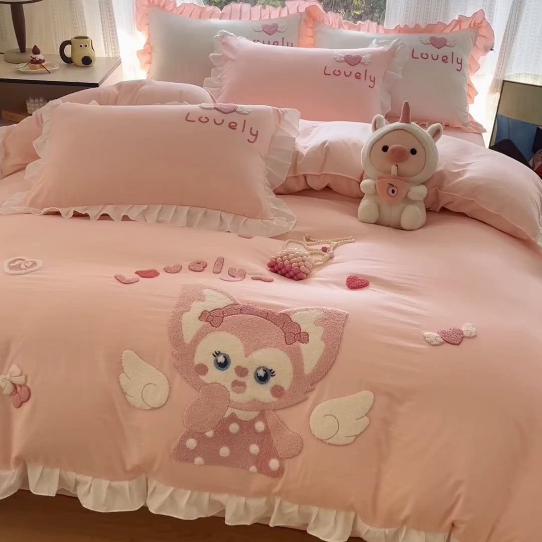 91家纺网 家纺一手货源 找家纺 （总）泉欣家纺 2026新品网红卡通公主风毛巾绣花水洗棉四件套（专版花型）风铃团团