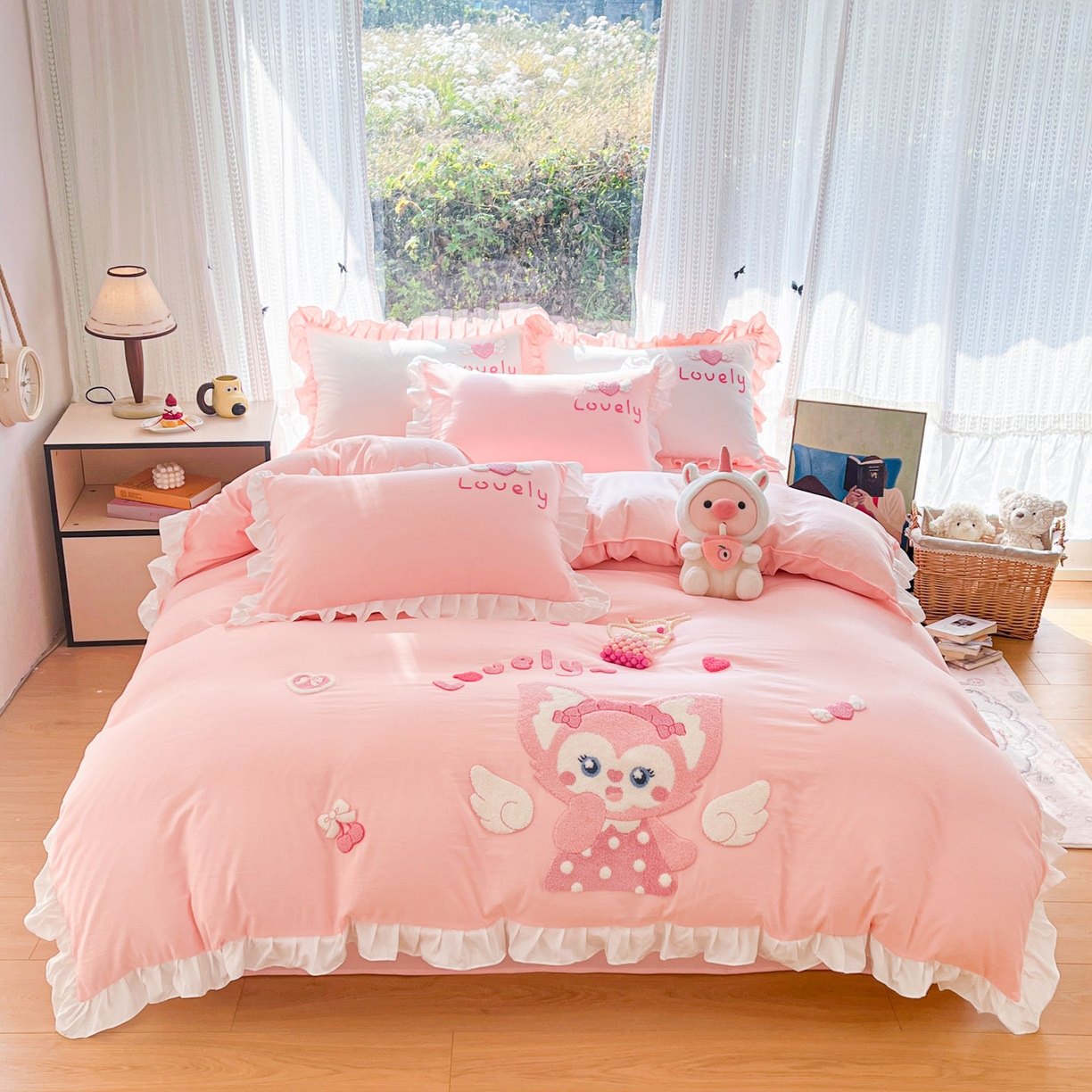 91家纺网 家纺一手货源 找家纺 泉欣家纺 2026新品网红卡通公主风毛巾绣花水洗棉四件套（专版花型）风铃团团 风铃团团  粉玉