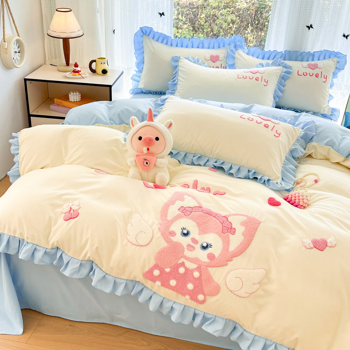 91家纺网 家纺一手货源 找家纺 泉欣家纺 2026新品网红卡通公主风毛巾绣花水洗棉四件套（专版花型）风铃团团 风铃团团  奶黄粉