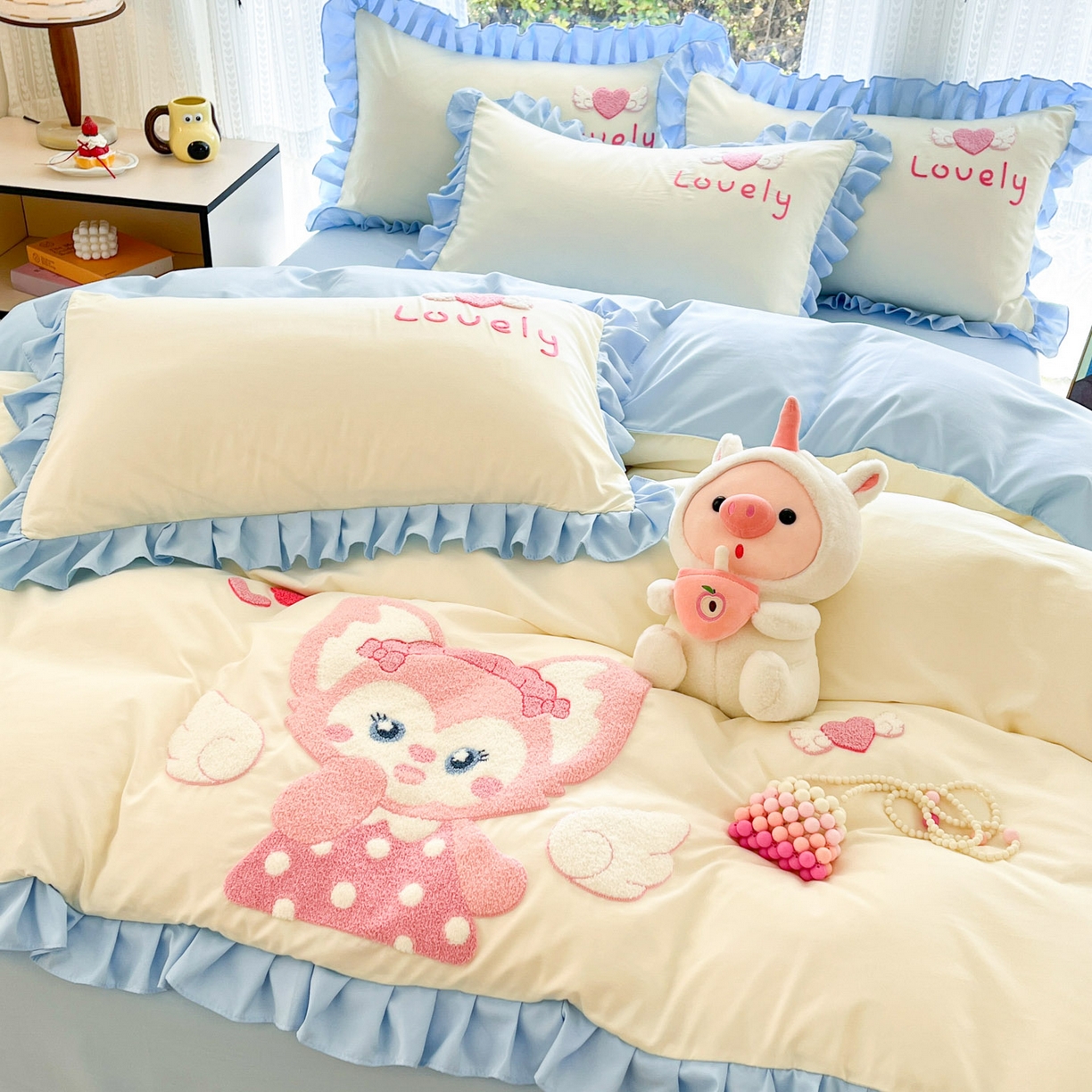 91家纺网 家纺一手货源 找家纺 泉欣家纺 2026新品网红卡通公主风毛巾绣花水洗棉四件套（专版花型）风铃团团 风铃团团  奶黄粉