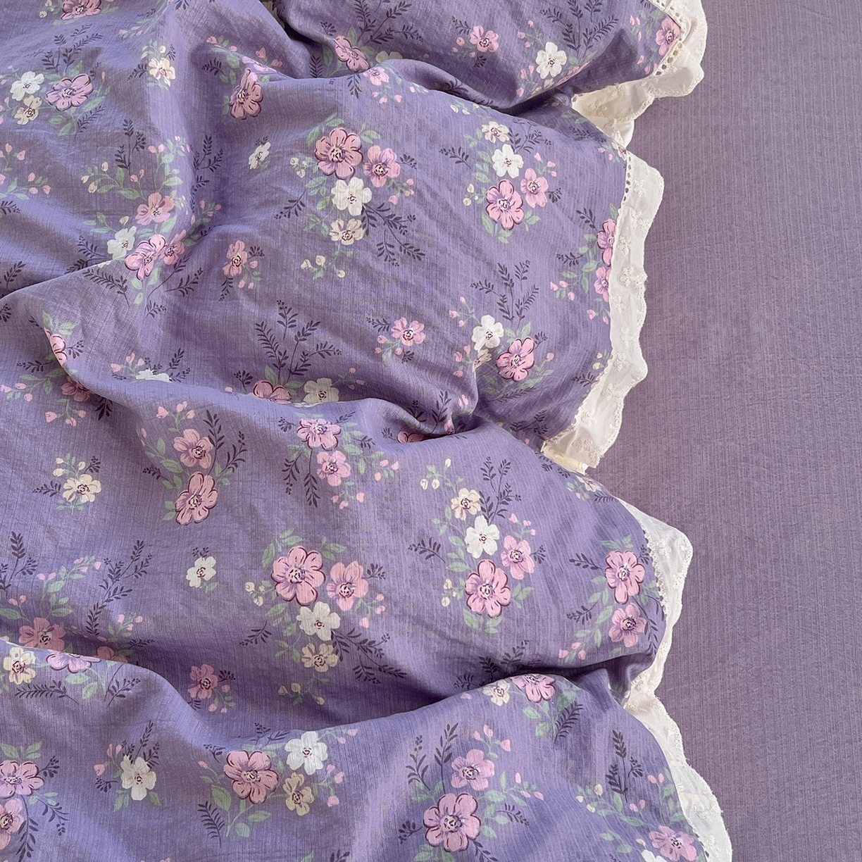 91家纺网 家纺一手货源 找家纺 （总）赫然家纺 2025新款云感皱皱双层纱法式镂空全棉花边款四件套