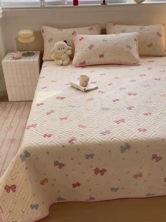 91家纺网 家纺一手货源 找家纺 羽爱 2025新款棉加绒床盖套件 蝴蝶星空