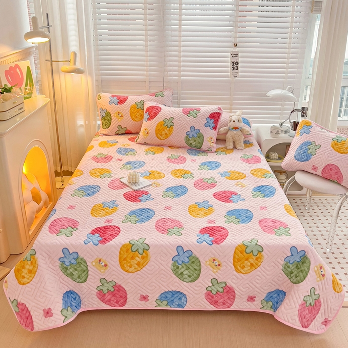 羽爱 2025新款棉加绒床盖套件 草莓乐园