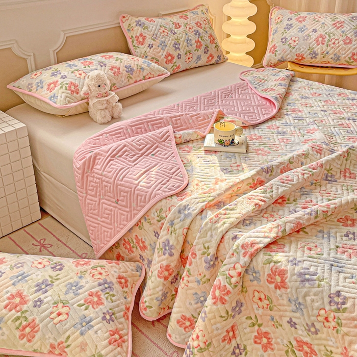 91家纺网 家纺一手货源 找家纺 羽爱 2025新款棉加绒床盖套件 春意花影