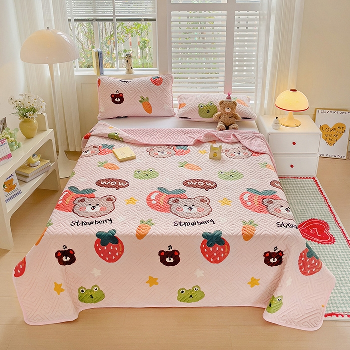 91家纺网 家纺一手货源 找家纺 羽爱 2025新款棉加绒床盖套件 果酱熊,果酱熊