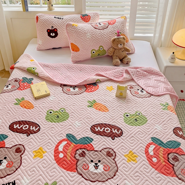 91家纺网 家纺一手货源 找家纺 羽爱 2025新款棉加绒床盖套件 果酱熊