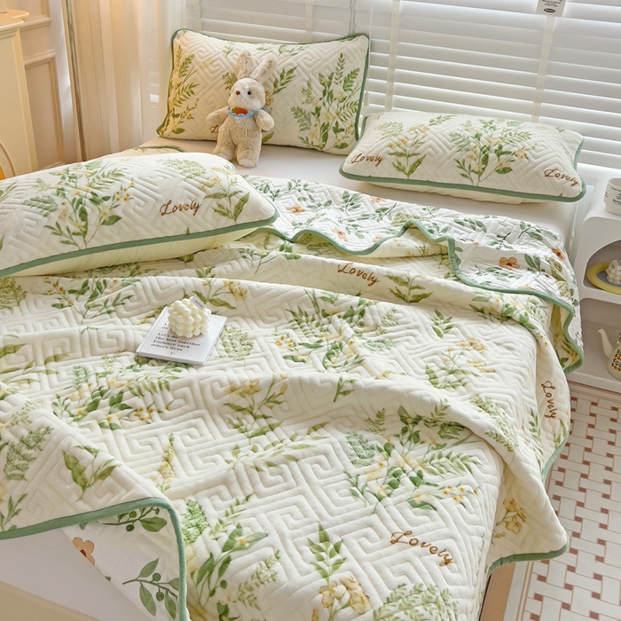 91家纺网 家纺一手货源 找家纺 羽爱 2025新款棉加绒床盖套件 花叶漫舞