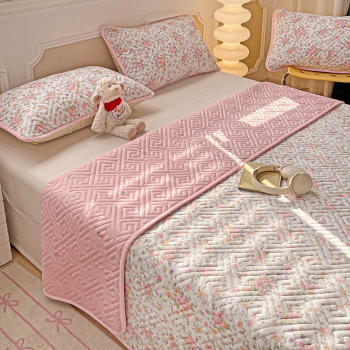 91家纺网 家纺一手货源 找家纺 羽爱 2025新款棉加绒床盖套件 花语柔情