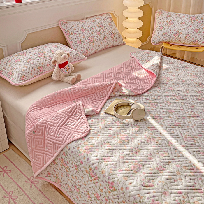 91家纺网 家纺一手货源 找家纺 羽爱 2025新款棉加绒床盖套件 花语柔情