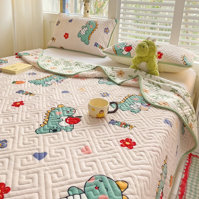 91家纺网 家纺一手货源 找家纺 羽爱 2025新款棉加绒床盖套件 可爱恐龙