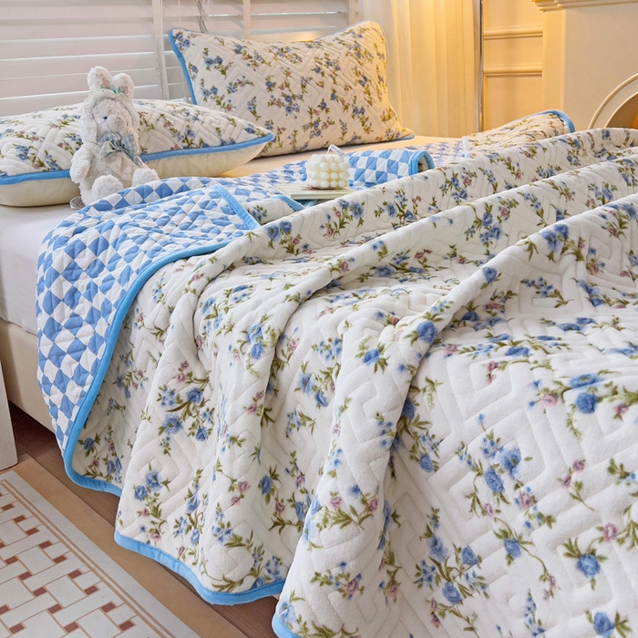 91家纺网 家纺一手货源 找家纺 羽爱 2025新款棉加绒床盖套件 烂漫花影