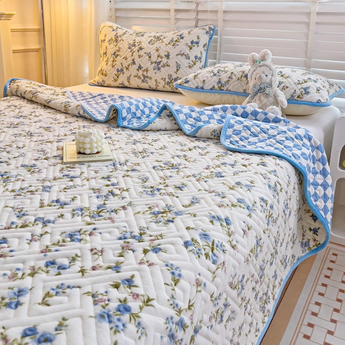 91家纺网 家纺一手货源 找家纺 羽爱 2025新款棉加绒床盖套件 烂漫花影