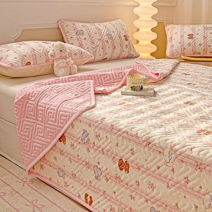 91家纺网 家纺一手货源 找家纺 羽爱 2025新款棉加绒床盖套件 萌宠泰迪