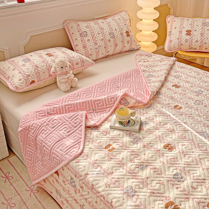 91家纺网 家纺一手货源 找家纺 羽爱 2025新款棉加绒床盖套件 萌宠泰迪