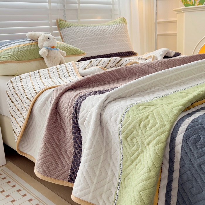 91家纺网 家纺一手货源 找家纺 羽爱 2025新款棉加绒床盖套件 莫兰迪