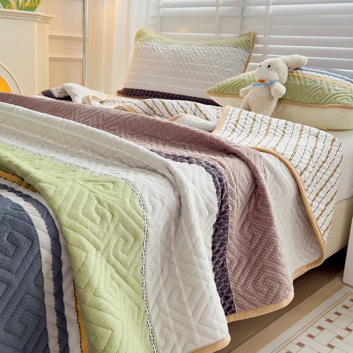 91家纺网 家纺一手货源 找家纺 羽爱 2025新款棉加绒床盖套件 莫兰迪