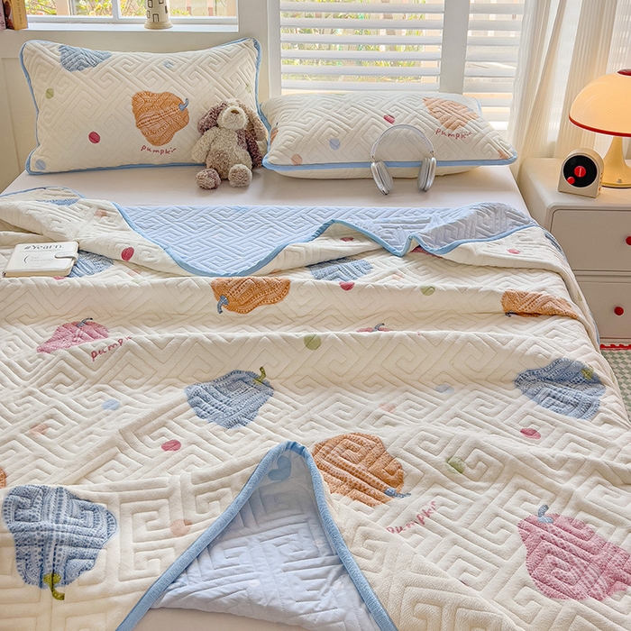 91家纺网 家纺一手货源 找家纺 羽爱 2025新款棉加绒床盖套件 南瓜派