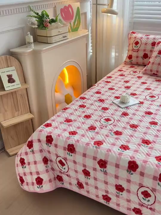 91家纺网 家纺一手货源 找家纺 羽爱 2025新款棉加绒床盖套件 温馨小花