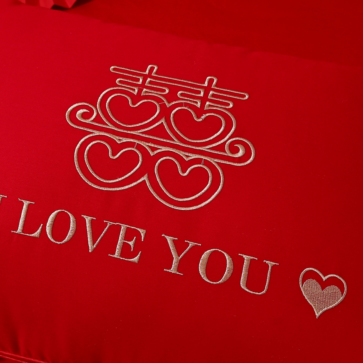 91家纺网 家纺一手货源 找家纺 佳尚枕芯 2025新款婚庆枕大红枕芯结婚专用枕头枕芯 爱心双喜