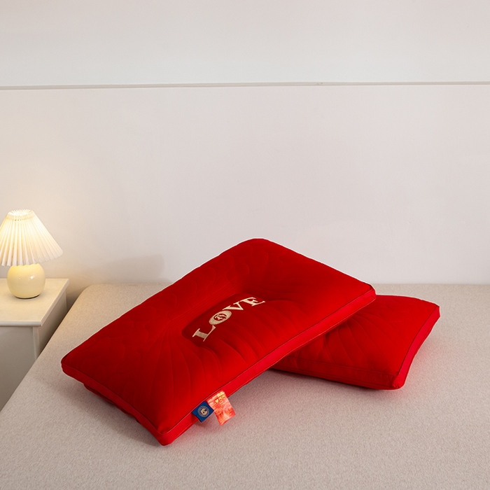 91家纺网 家纺一手货源 找家纺 （总）佳尚枕芯 2025新款全棉纯棉婚庆护颈椎助眠大红色陪嫁家用枕头枕芯