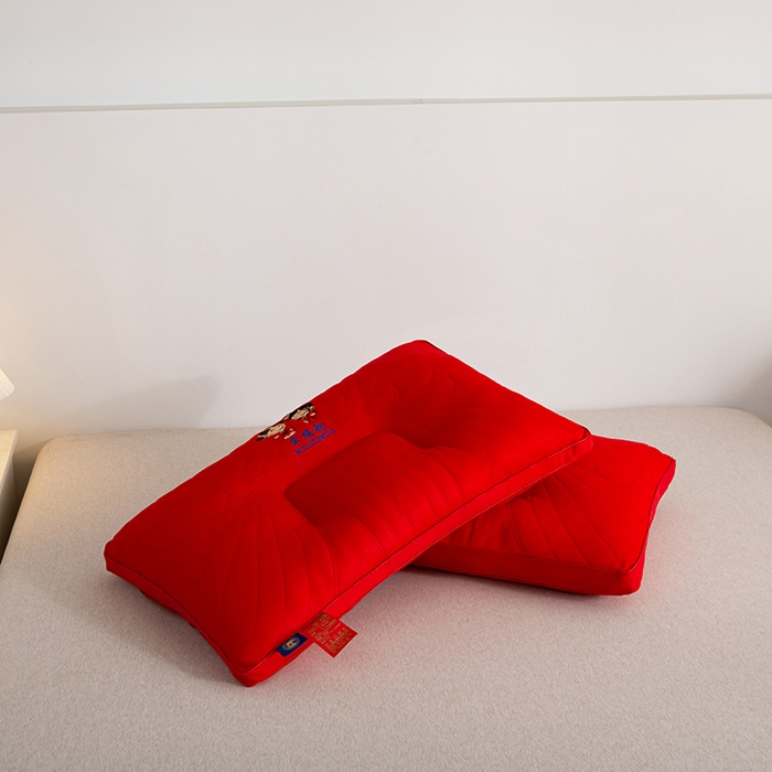91家纺网 家纺一手货源 找家纺 佳尚枕芯 2025新款全棉纯棉婚庆护颈椎助眠大红色陪嫁家用枕头枕芯 幸福舱
