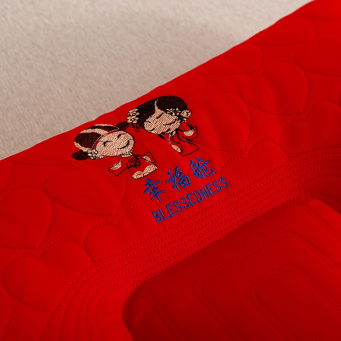 91家纺网 家纺一手货源 找家纺 佳尚枕芯 2025新款全棉纯棉婚庆护颈椎助眠大红色陪嫁家用枕头枕芯 幸福舱