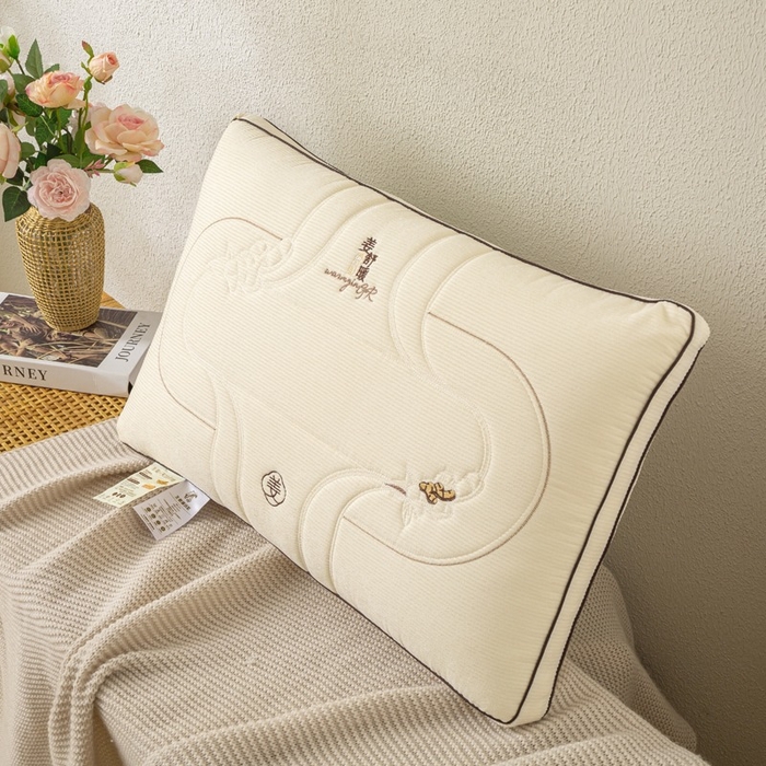 91家纺网 家纺一手货源 找家纺 佳尚枕芯 2025新款姜舒暖立体枕芯枕头 姜舒暖热熔枕-杏色