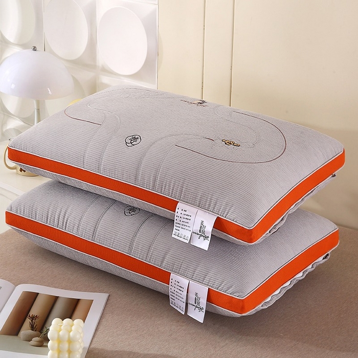 91家纺网 家纺一手货源 找家纺 （总）佳尚枕芯 2025新款姜舒暖雪尼绒立体定型刺绣护颈助眠枕枕头枕芯