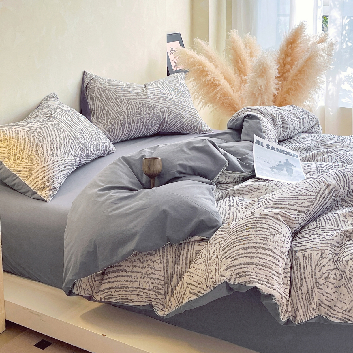 91家纺网 家纺一手货源 找家纺 春皖家纺 2026新款A类全棉三层纱AB版简约四件套-风格二 棱序