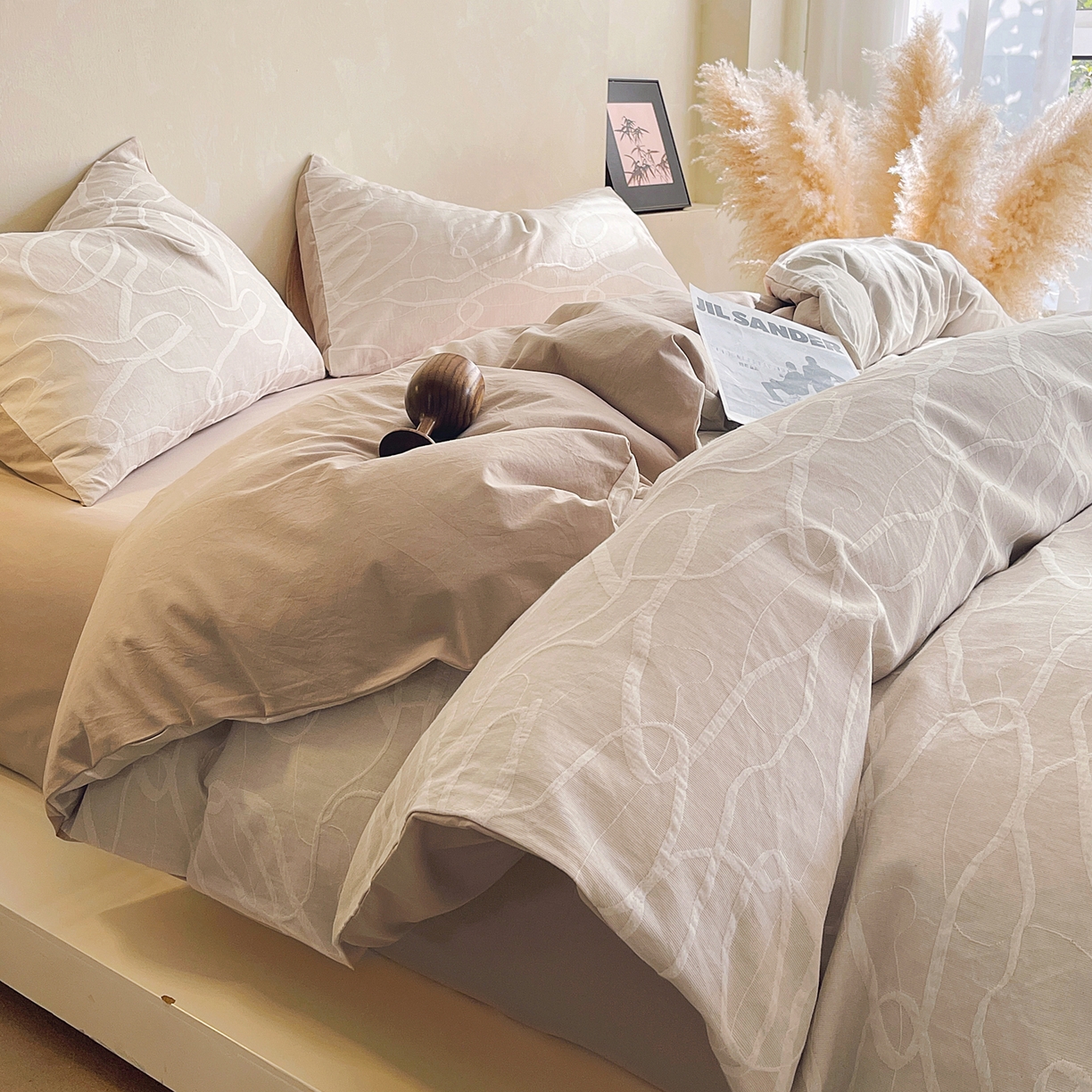 91家纺网 家纺一手货源 找家纺 春皖家纺 2026新款A类全棉三层纱AB版简约四件套-风格二 云栀