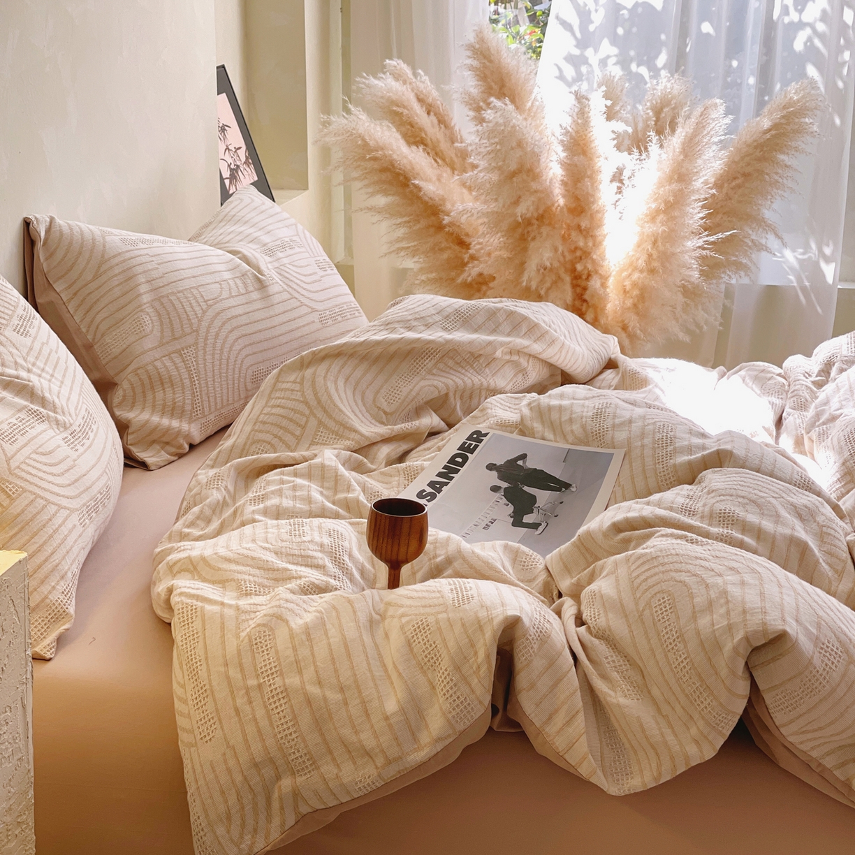 91家纺网 家纺一手货源 找家纺 春皖家纺 2026新款A类全棉三层纱AB版简约四件套-风格二 瑞拉-咖