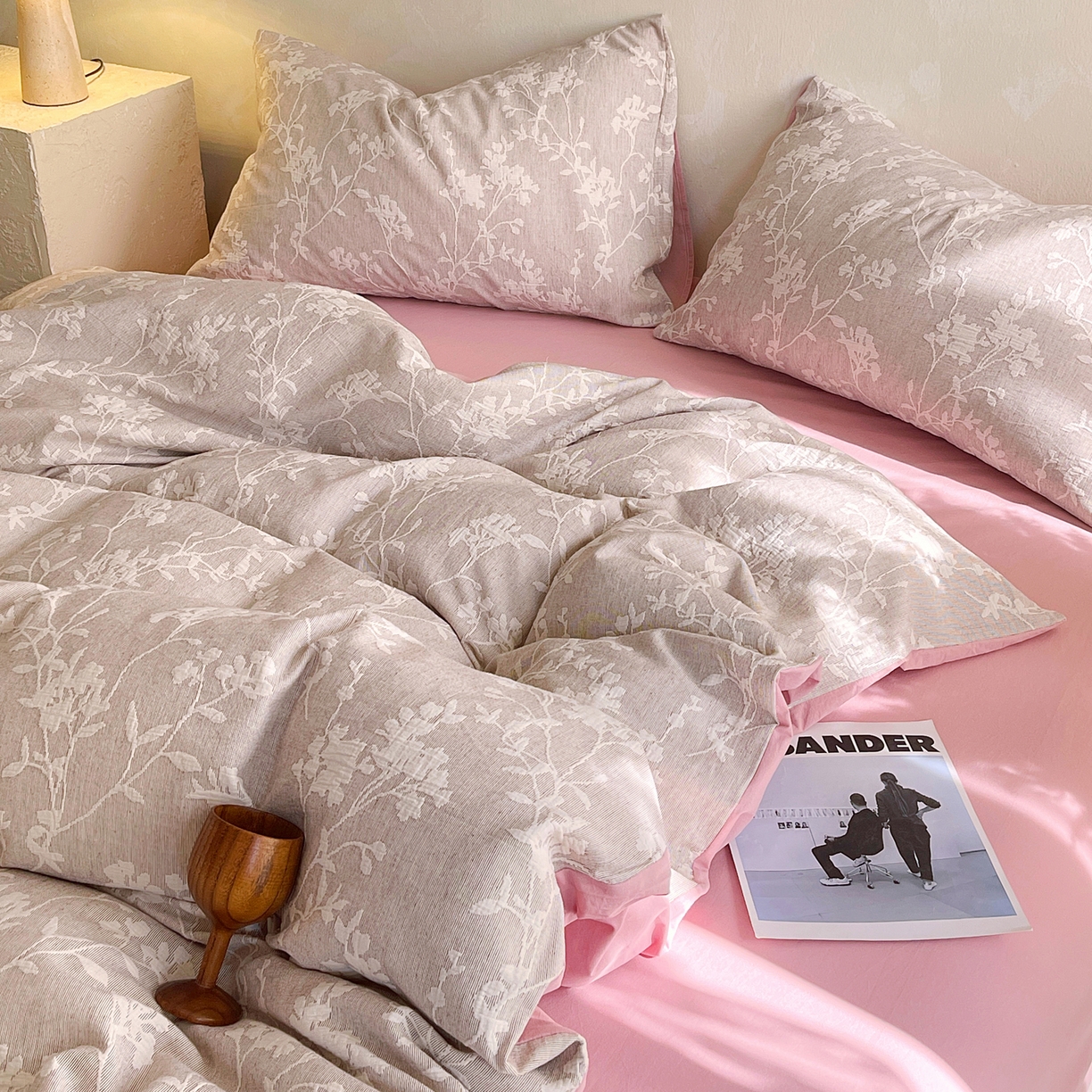 91家纺网 家纺一手货源 找家纺 （总）春皖家纺 2026新款A类全棉三层纱AB版简约四件套-风格二