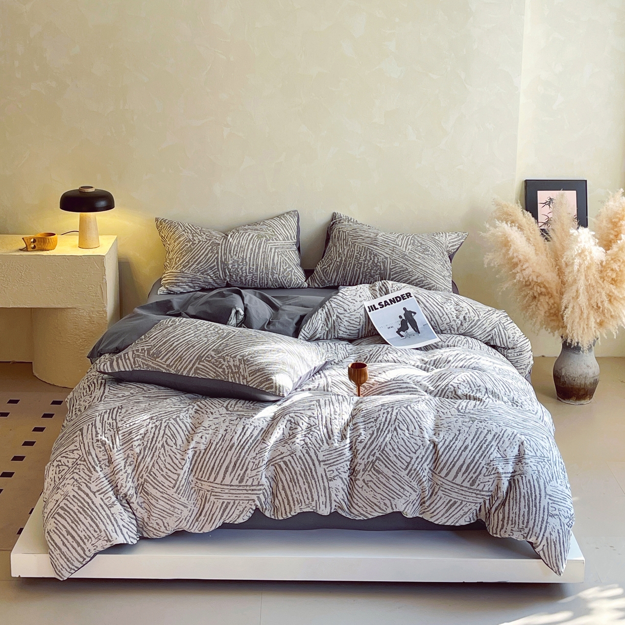 91家纺网 家纺一手货源 找家纺 （总）春皖家纺 2026新款A类全棉三层纱AB版简约四件套-风格二