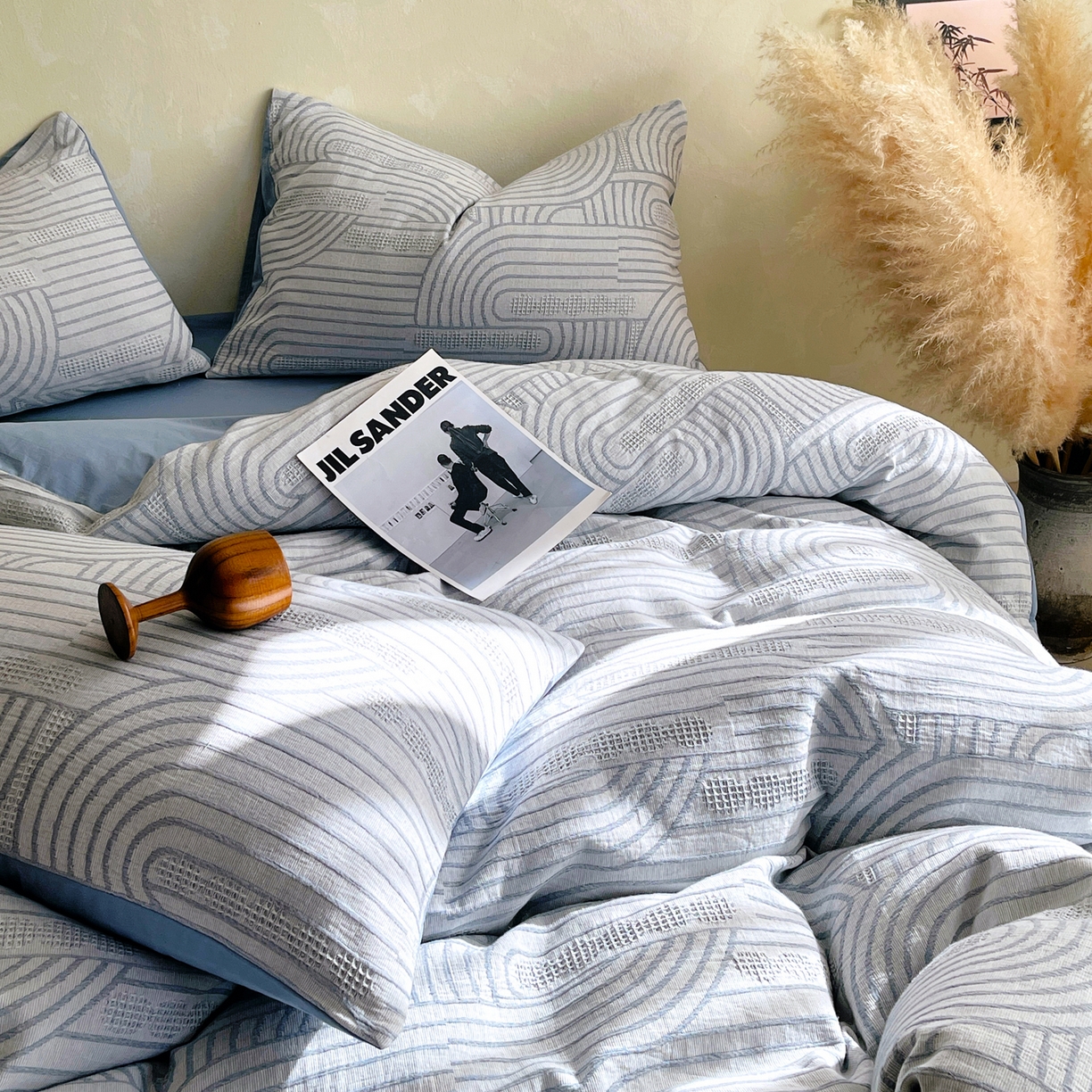 91家纺网 家纺一手货源 找家纺 春皖家纺 2026新款A类全棉三层纱AB版简约四件套-风格二 瑞拉-蓝