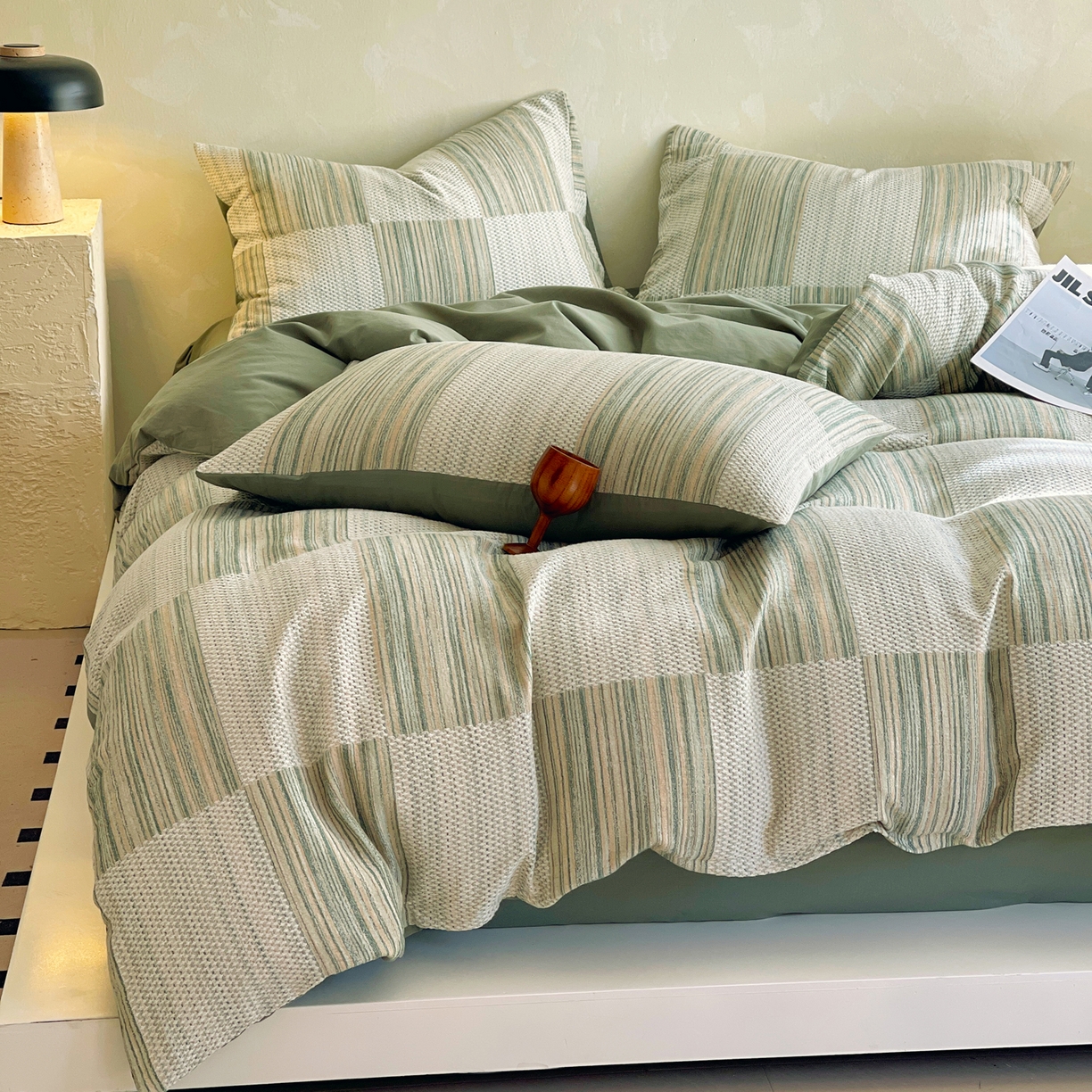 91家纺网 家纺一手货源 找家纺 春皖家纺 2026新款A类全棉三层纱AB版简约四件套-风格二 森屿