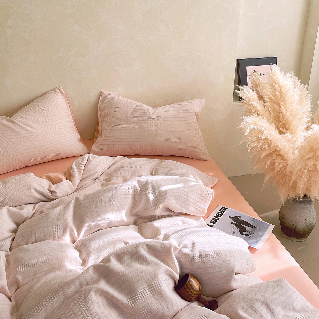 91家纺网 家纺一手货源 找家纺 春皖家纺 2026新款A类全棉三层纱AB版简约四件套-风格二 瑞拉-玉