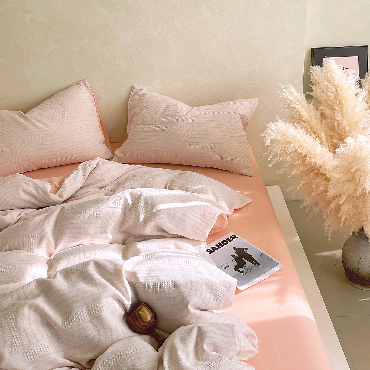 91家纺网 家纺一手货源 找家纺 春皖家纺 2026新款A类全棉三层纱AB版简约四件套-风格二 瑞拉-玉