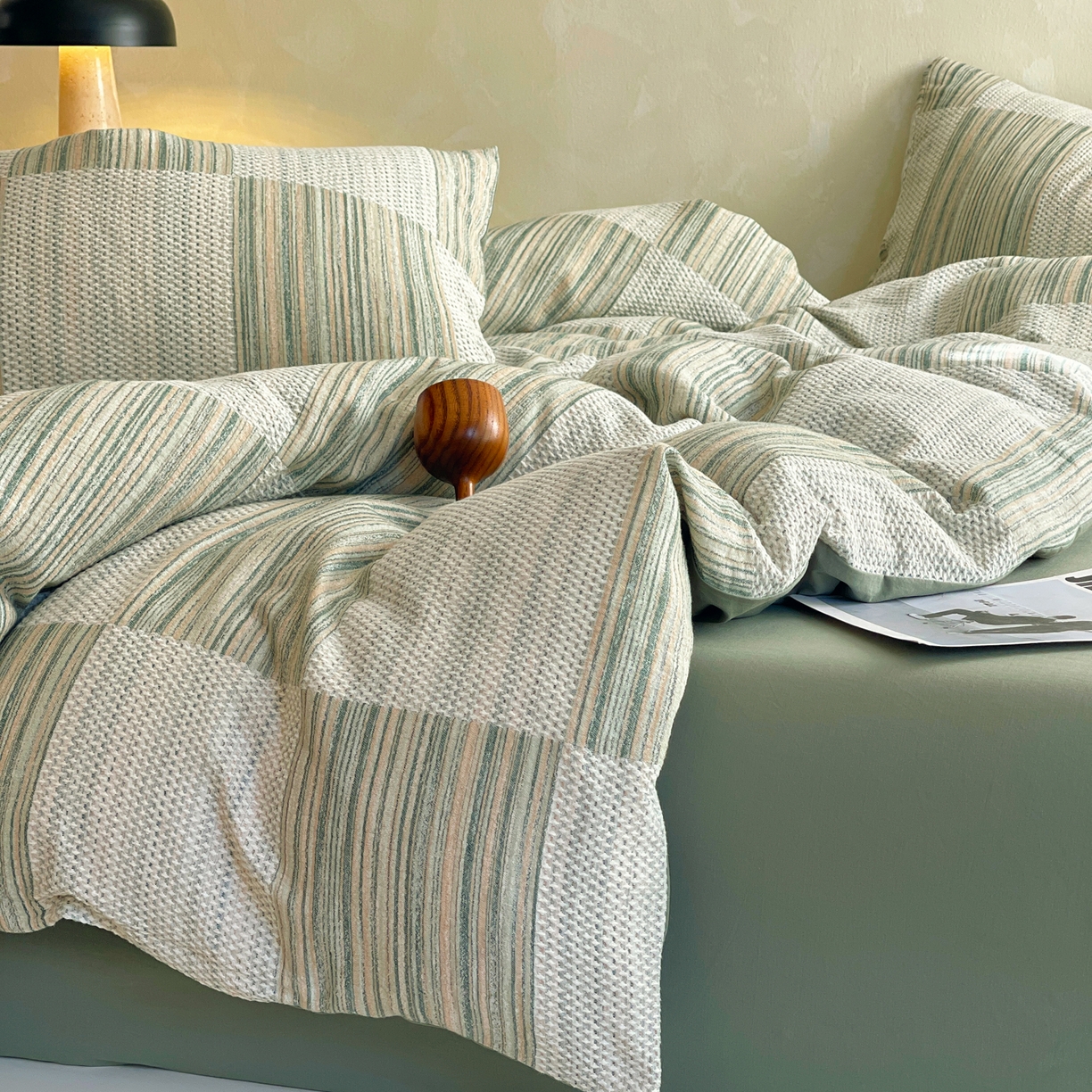 91家纺网 家纺一手货源 找家纺 春皖家纺 2026新款A类全棉三层纱AB版简约四件套-风格二 森屿