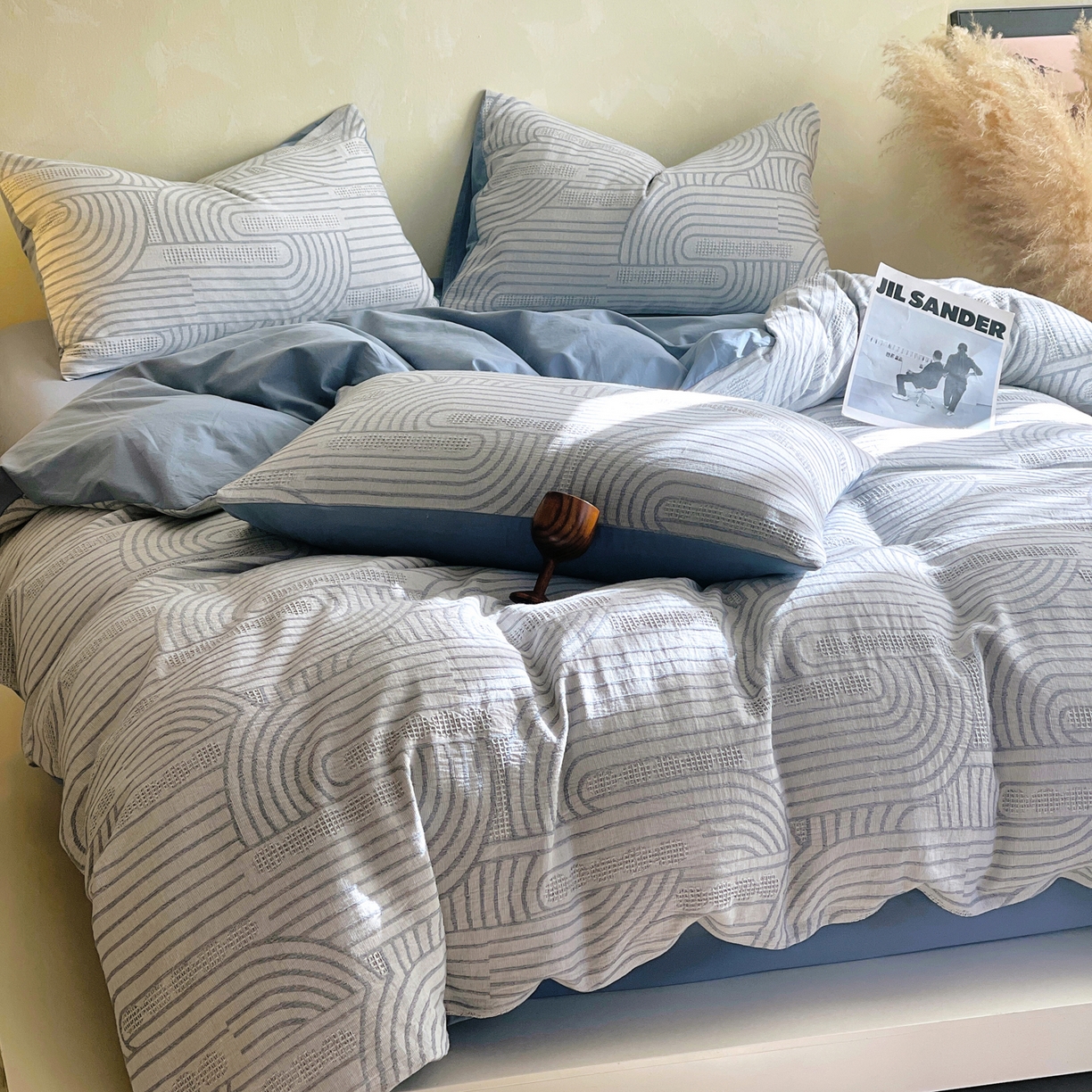 91家纺网 家纺一手货源 找家纺 春皖家纺 2026新款A类全棉三层纱AB版简约四件套-风格二 瑞拉-蓝