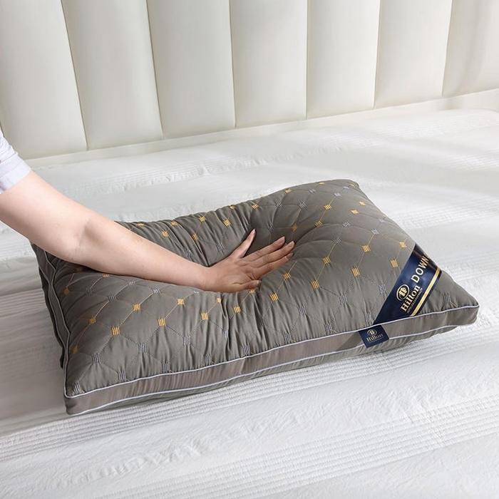 91家纺网 家纺一手货源 找家纺 佳尚枕芯 2025新款满天星立体枕芯直播跑量款礼品枕绗绣枕酒店枕立体羽丝绒枕头枕芯 立体满天星-灰